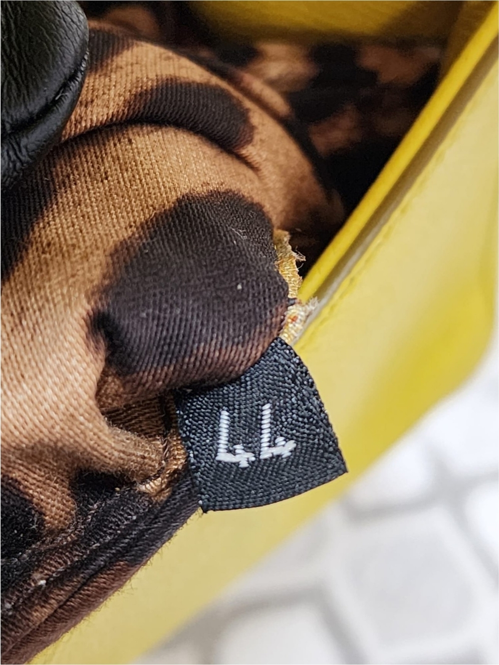 DOLCE & GABBANA Dauphine Small Miss Sicily Satchel Bag Yellow - Picture 5 of 16